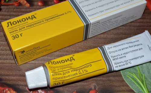 Мази от дерматита и кожных заболеваний на лице, руках, ногах. Список негормональных, цены