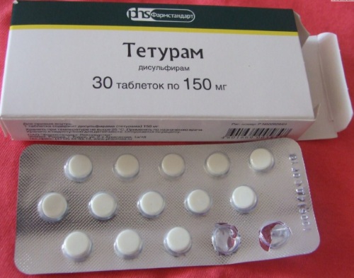 Таблетки от алкоголизма. Список без ведома пьющего, последствий, какие лучше, цены